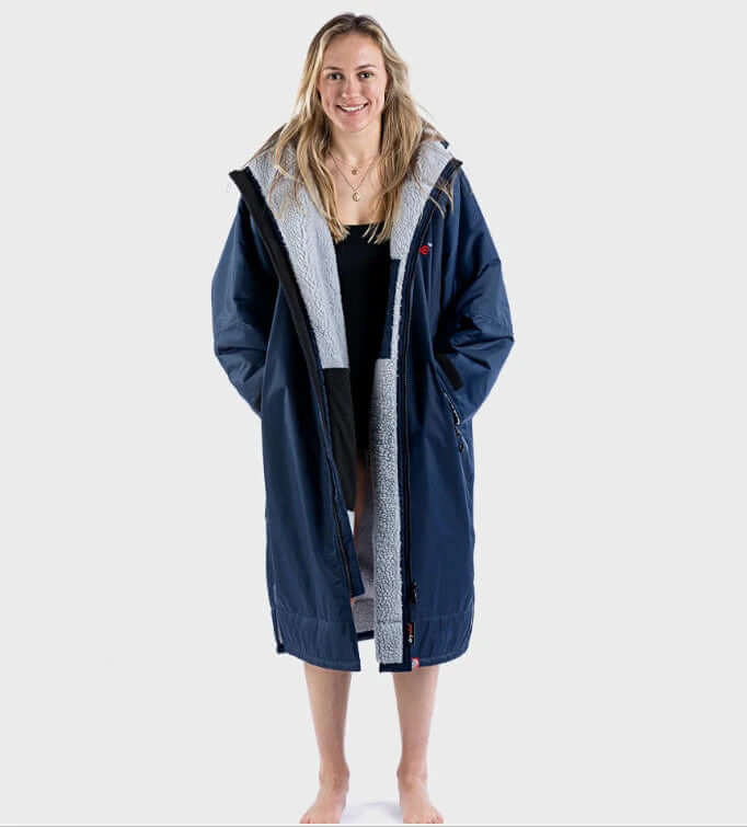 The dryrobe Advance jacket with Long Sleeves by Dryrobe