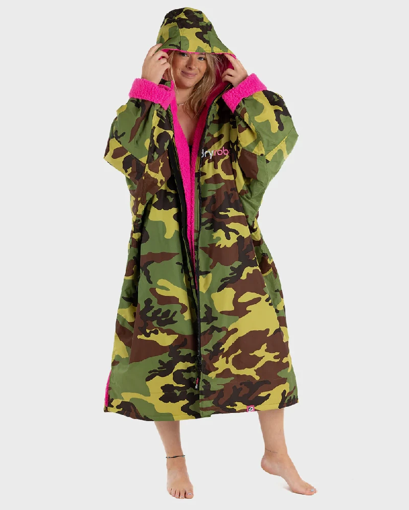 The dryrobe Advance jacket with Long Sleeves by Dryrobe