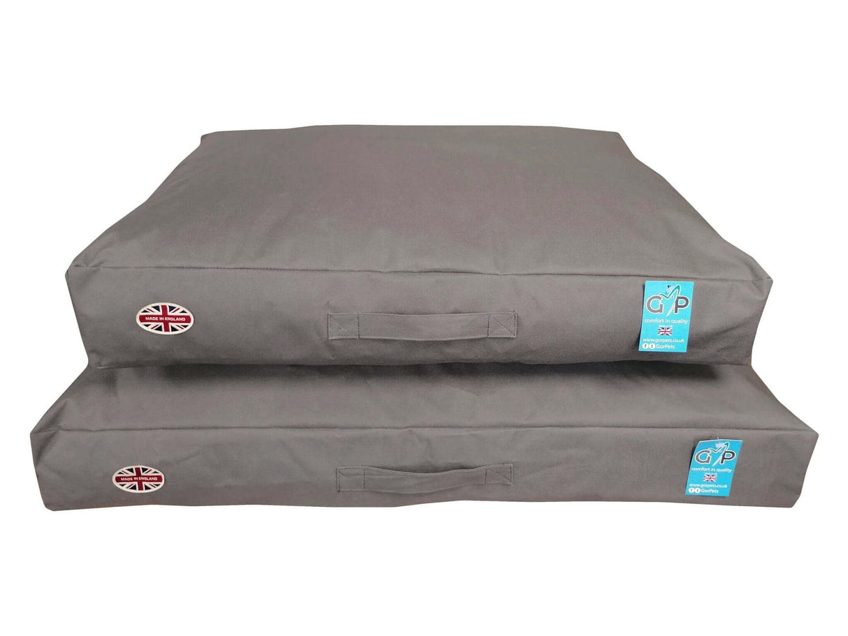 Gor Pets Premium Outdoor Sleeper Dog Bed by Gor Pets