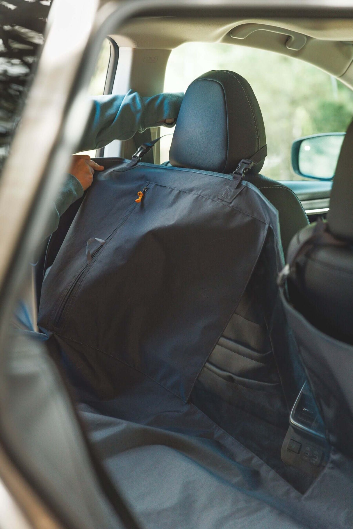 Ruffwear Dirt Bag Machine washable vehicle seat cover
