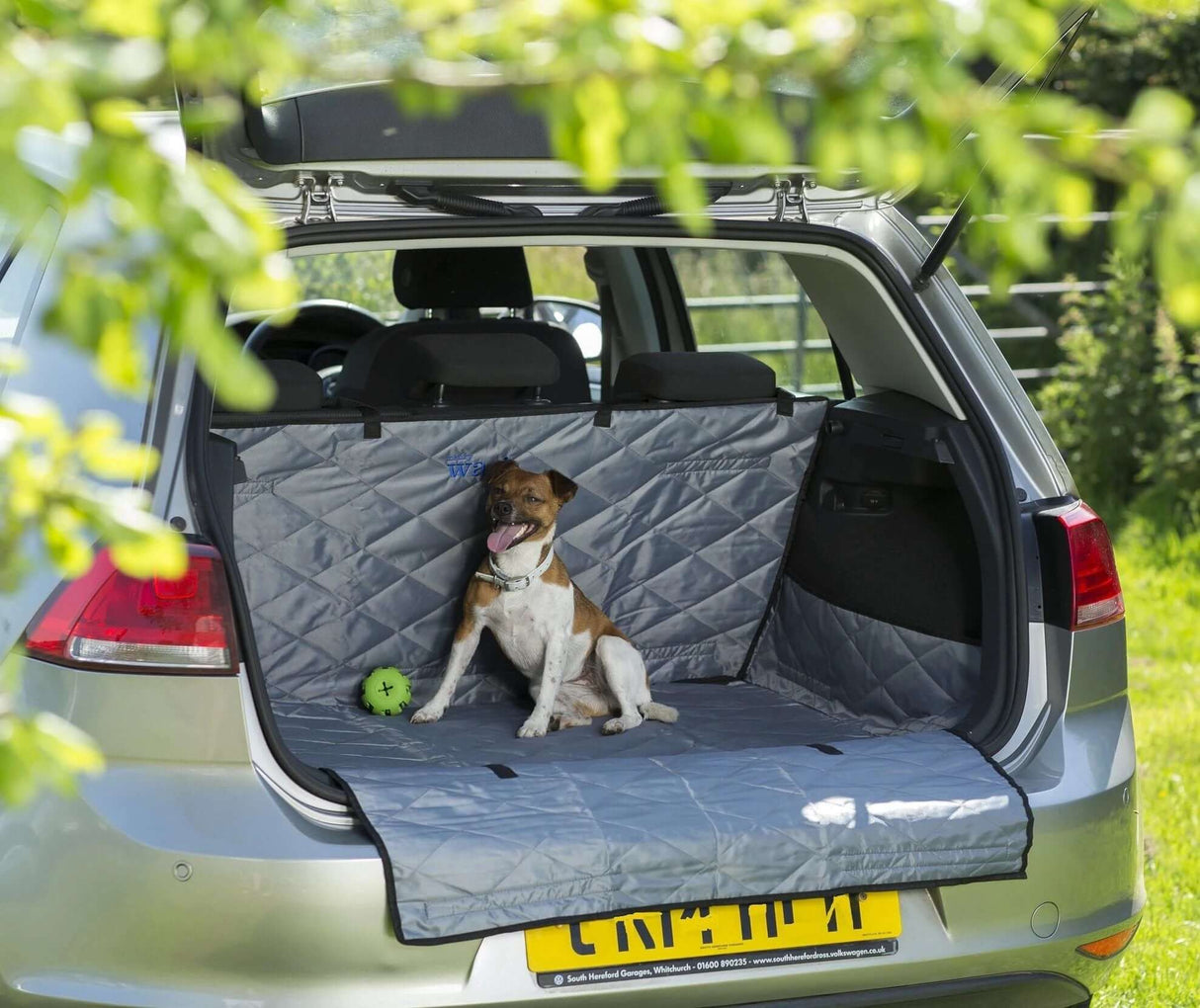 Henry Wag Car Boot And Bumper Protector For Dogs Waterproof Cover To Shield Car Interior And Boot by Henry Wag