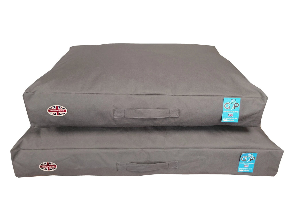 Gor Pets Premium Outdoor Sleeper Dog Bed by Gor Pets